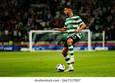 湖人遭遇三连败，惨败72分！詹姆斯拒绝采访，雷迪克表示球队过于疲劳